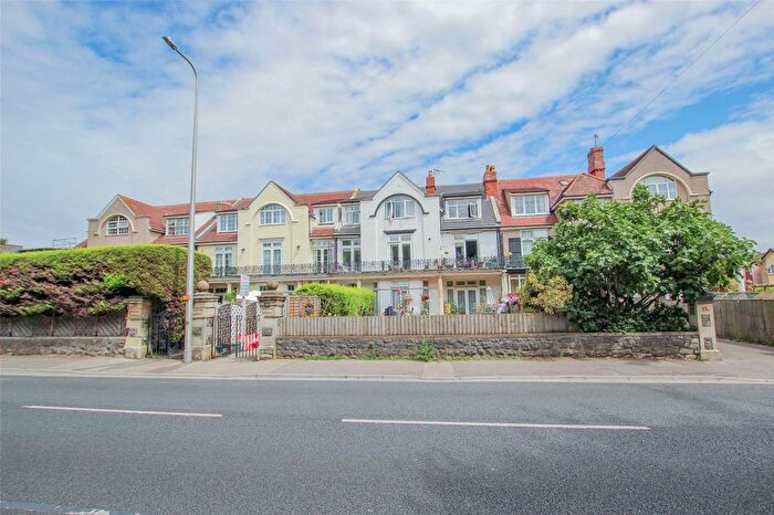 2 Bedroom Flat For Sale In Uphill Road North, Weston-Super-Mare, BS23