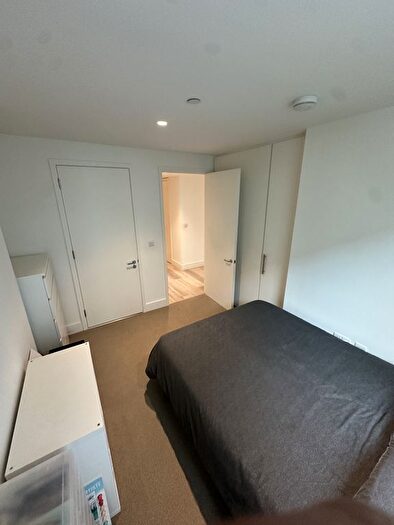2 Bedroom Flat For Sale In Daneland Walk, London, N17