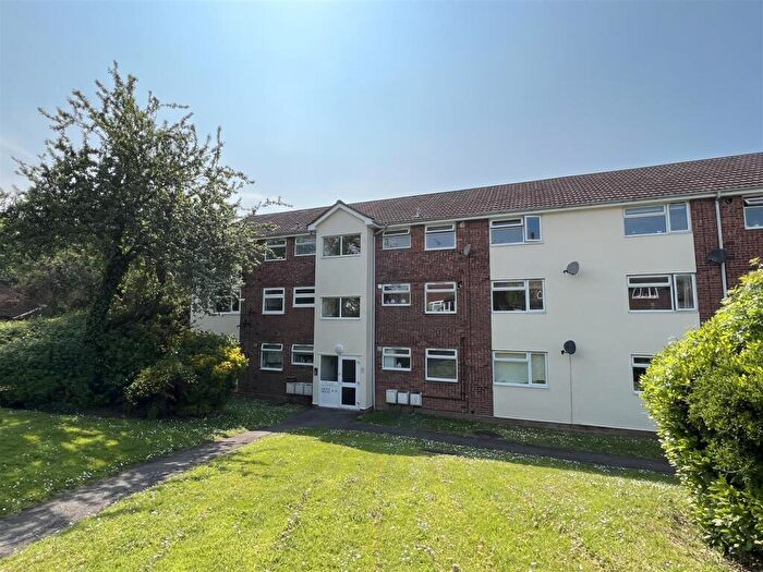 2 Bedroom Apartment To Rent In Grove House, Firsgrove Crescent, Warley, Brentwood, CM14