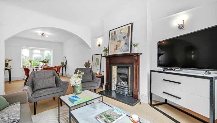 4 Bedroom Semi-Detached House For Sale In Forest Drive, London, IG8