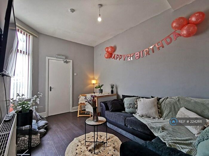 7 Bedroom Terraced House To Rent In Willowdale Road, Mossley Hill, Liverpool, L18