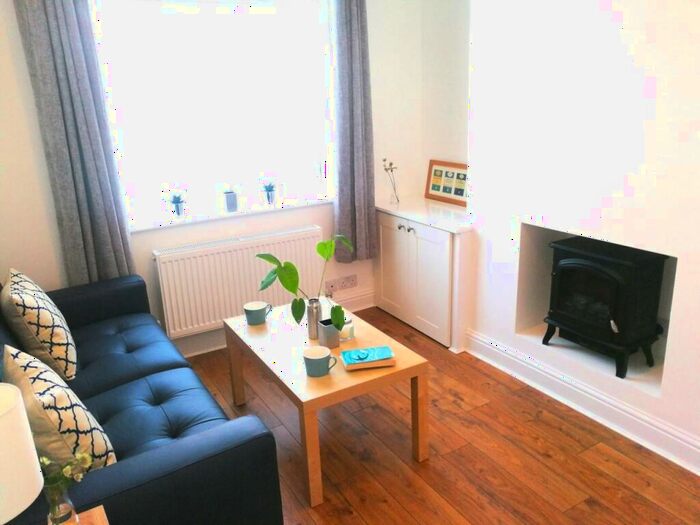 2 Bedroom Terraced House To Rent In Horton Road, Manchester, M14