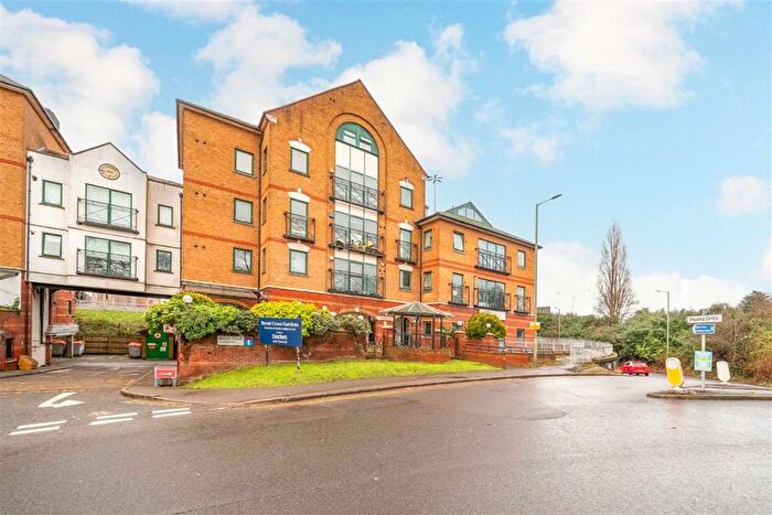 Studio To Rent In Brent Cross Gardens, Brent Cross, NW4