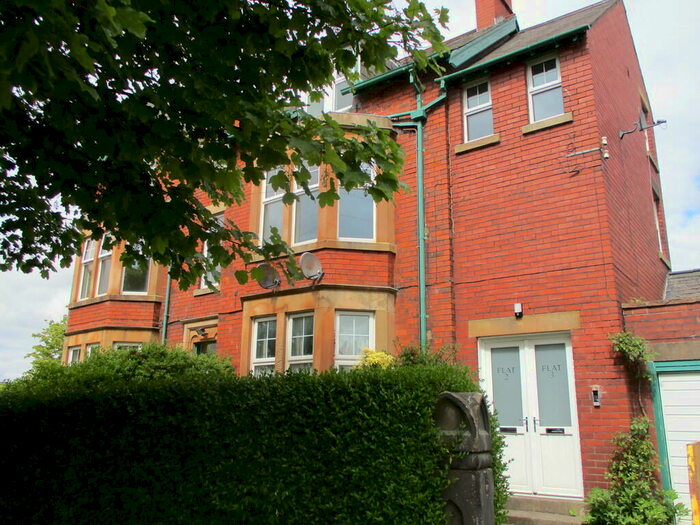 2 Bedroom Apartment To Rent In Cromwell Crescent, Carlisle, CA3
