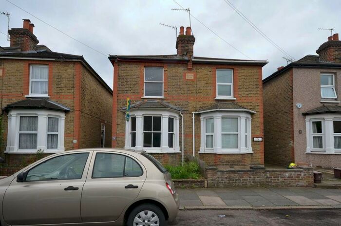 4 Bedroom Flat To Rent In Portland Road, Kingston, Kingston Upon Thames, KT1
