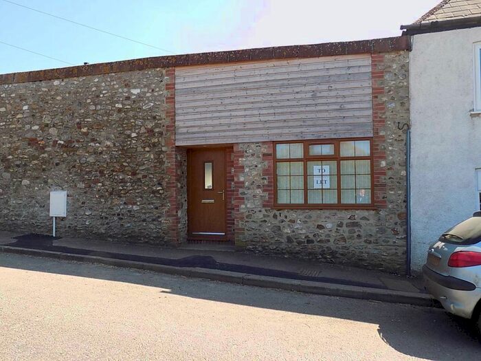 1 Bedroom Bungalow To Rent In Chard Junction, Chard, TA20