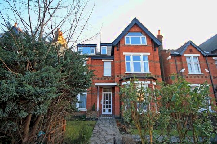 2 Bedroom Flat To Rent In Madeley Road, London, W5