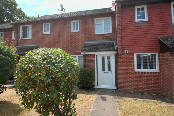 2 Bedroom Terraced House To Rent In Old School Close, Butlocks Heath, Netley Abbey, SO31