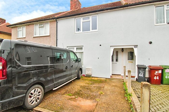 2 Bedroom Terraced House To Rent In Monmouth Road, Dagenham, RM9