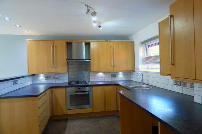 2 Bedroom Property To Rent In Metcalf Terrace, Bolton, BL2