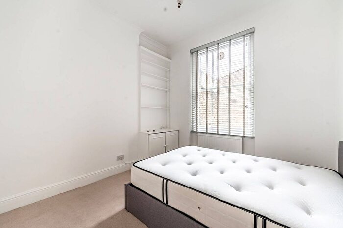 1 Bedroom Flat To Rent In Gloucester Street, Pimlico, London, SW1V