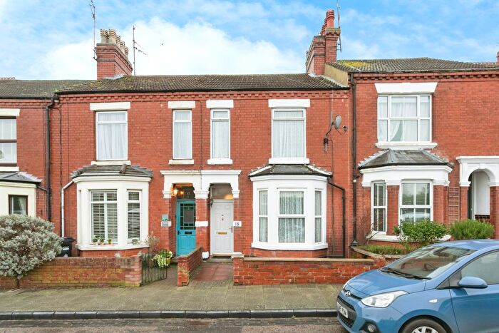 3 Bedroom Terraced House For Sale In Osborne Street, Wolverton, Milton Keynes, Buckinghamshire, MK12