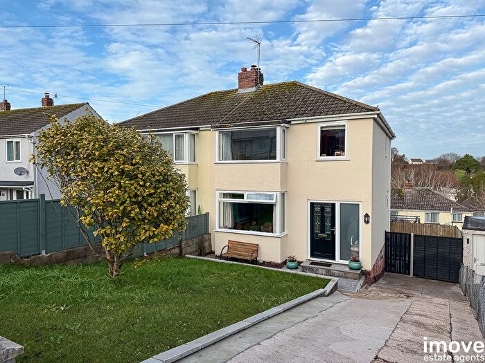 3 Bedroom Semi Detached House For Sale In Frobisher Green, Torquay, TQ2
