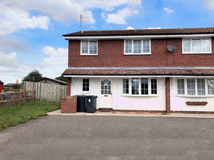 2 Bedroom Terraced House To Rent In Tavistock Avenue, Ampthill, Bedfordshire, MK45