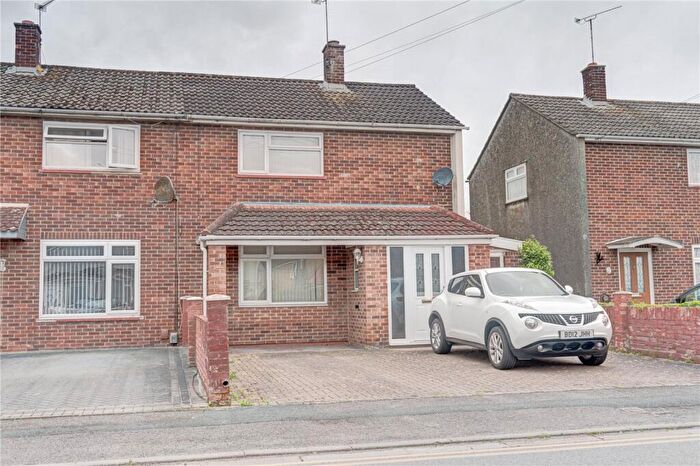 2 Bedroom Semi-Detached House For Sale In Cranmore Avenue, Park South, Swindon, Wiltshire, SN3