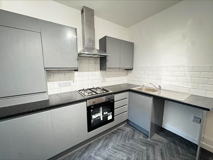 2 Bedroom Flat To Rent In Clarendon Road, Southsea, PO4