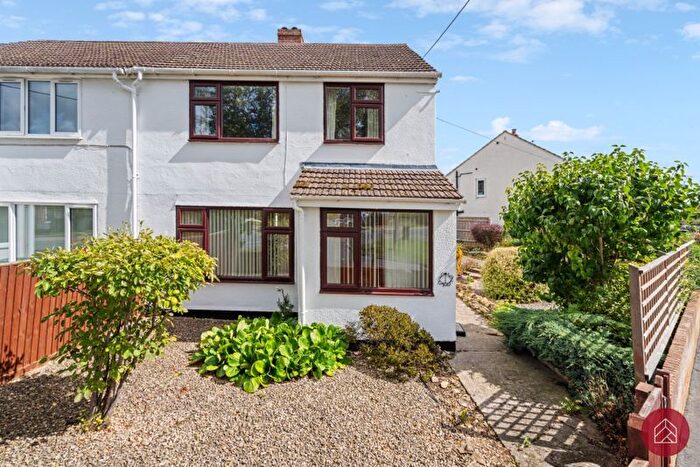 3 Bedroom Semi-Detached House For Sale In Springfield Road, Kidlington, OX5