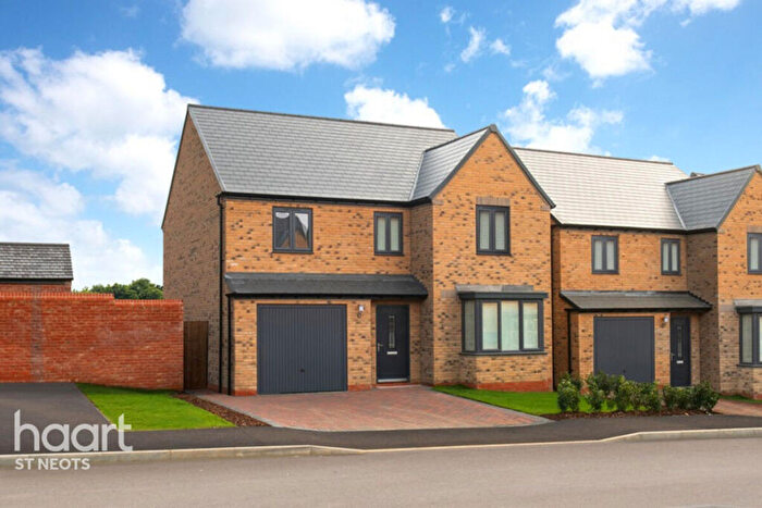 4 Bedroom Detached House For Sale In Nuffield Road, St.Neots, PE19