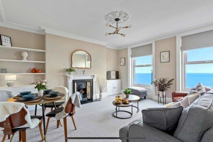 2 Bedroom Flat To Rent In Ethelbert Crescent, Margate, CT9