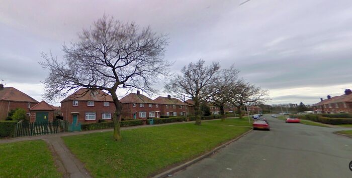 2 Bedroom Flat To Rent In Halton Drive, Crewe, CW2