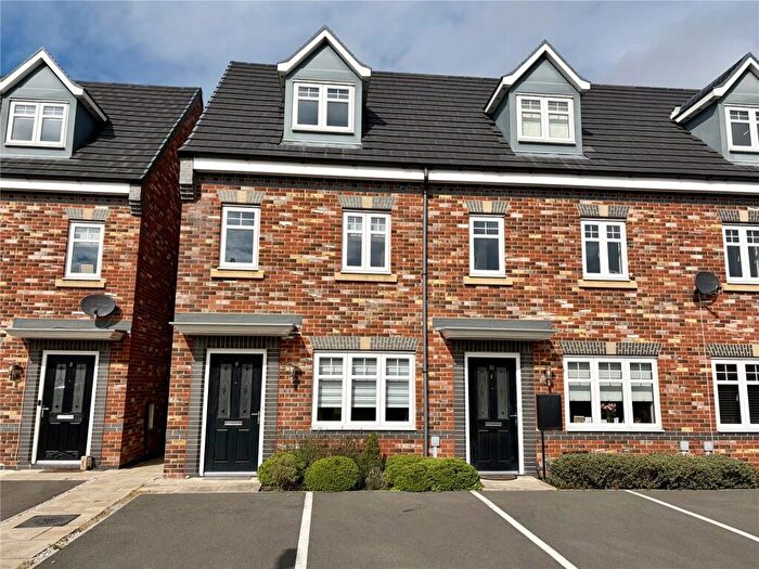 3 Bedroom End Of Terrace House To Rent In Beecham Place, Claughton-on-Brock, Preston, Lancashire, PR3