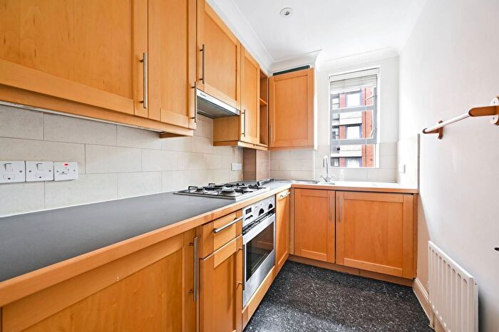 2 Bedroom Flat To Rent In Bolton Gardens, Earls Court, London, SW5