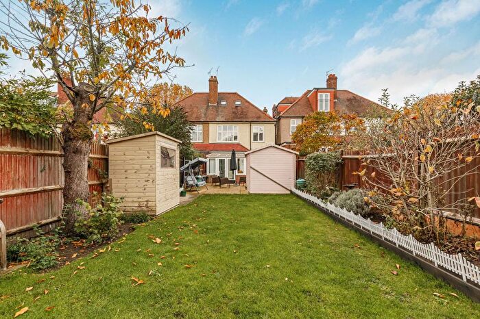 4 Bedroom Semi Detached House For Sale In Magdalen Road, London, SW18