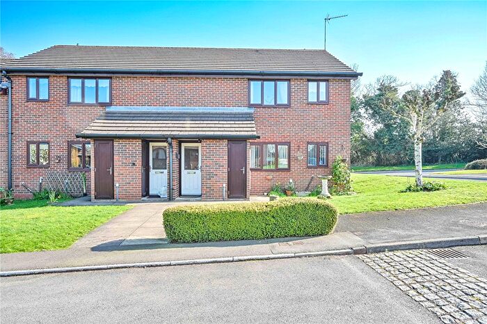 2 Bedroom Flat For Sale In Wildwood Ringway, Stafford, Staffordshire, ST17