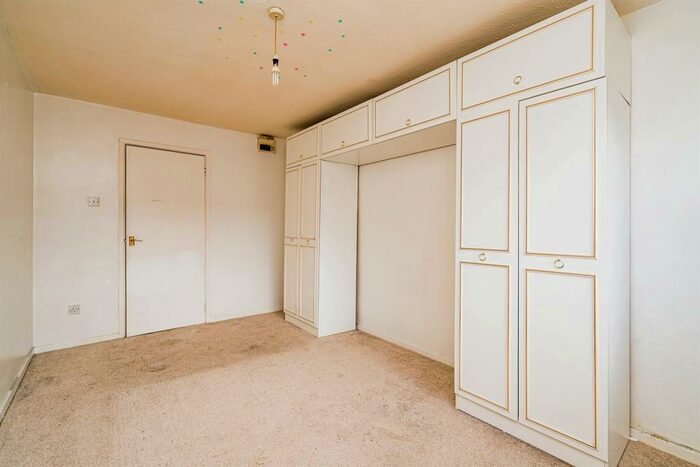 1 Bedroom Flat For Sale In High Street, Quarry Bank, Brierley Hill, DY5