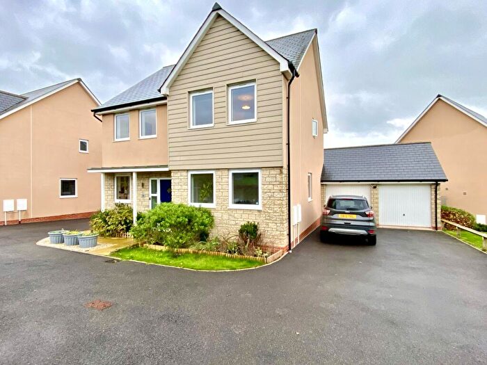 4 Bedroom Detached House For Sale In Goody Moor Close, Wells, BA5