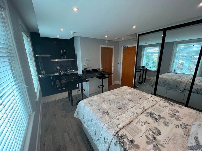1 Bedroom Studio To Rent In Maple Road, Poole, BH15