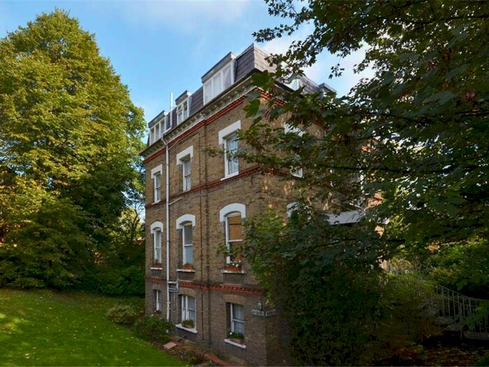 Studio To Rent In Sunderland Mount, Sunderland Road, London, SE23