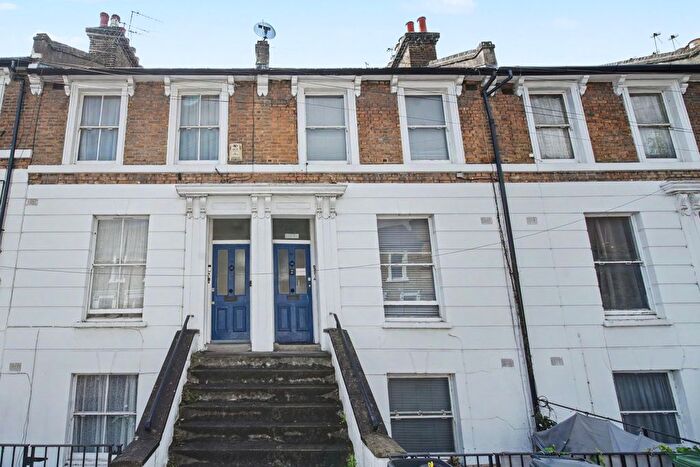 Studio For Sale In St. Stephens Grove, London, SE13