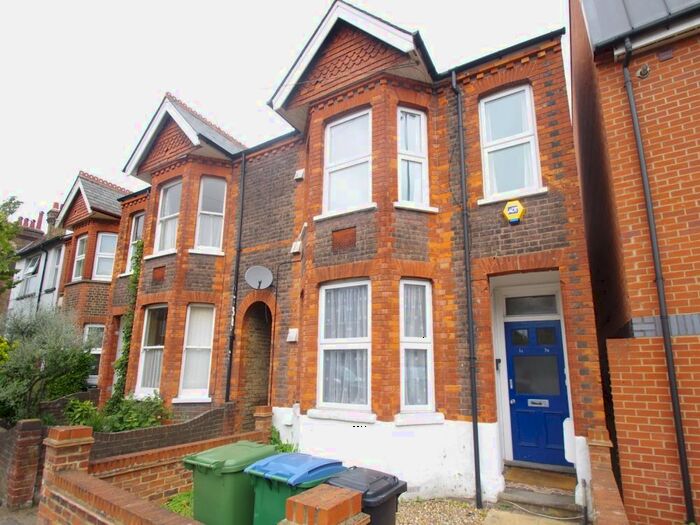 2 Bedroom Flat To Rent In Malden Road, Watford, WD17