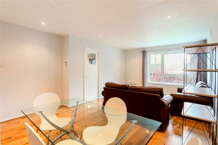 2 Bedroom Flat To Rent In Cambridge House, Weimar Street, Putney, London, SW15