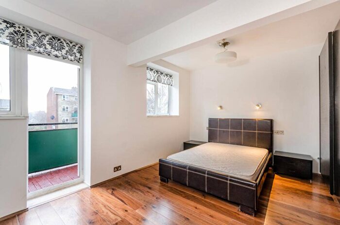 Studio To Rent In Boone Street, Lewisham, London, SE13