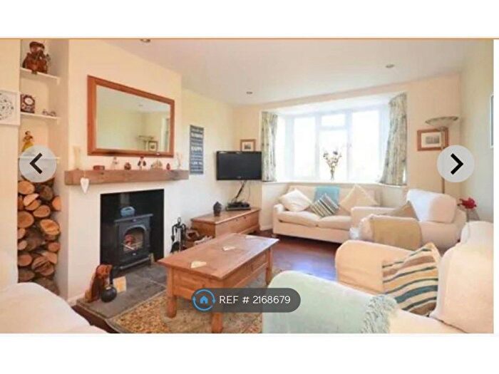 3 Bedroom End Of Terrace House To Rent In Lords Hill, Guildford, GU5