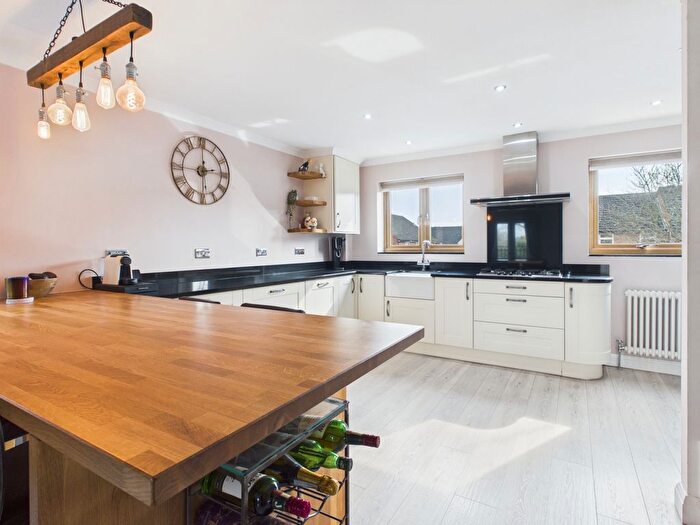 4 Bedroom Town House For Sale In Lindsey Road, Denham, Buckinghamshire, UB9