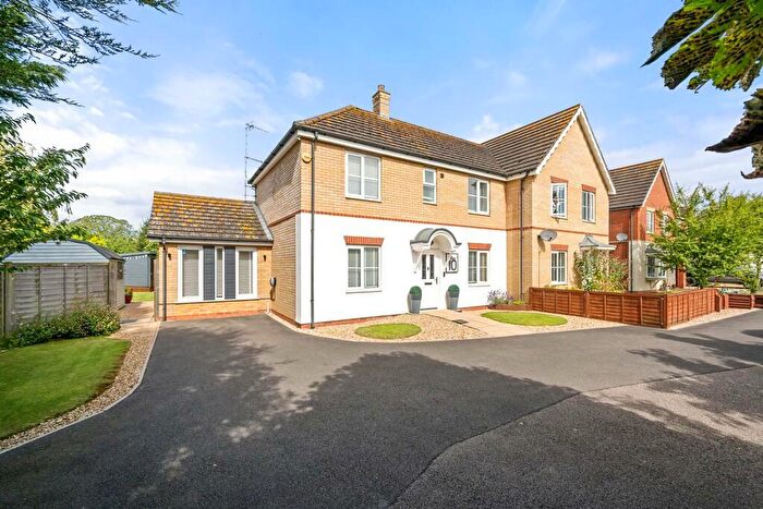 3 Bedroom Semi-Detached House For Sale In Ibstock Close, Tydd St Mary, Wisbech, PE13