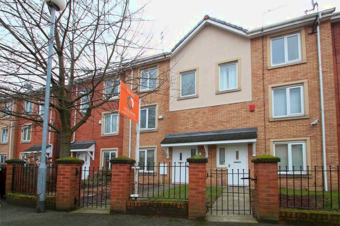 3 Bedroom Town House To Rent In Sadler Court, Hulme, Manchester, M15