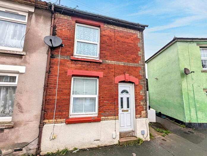 2 Bedroom End Of Terrace House For Sale In Garland Road, Harwich, CO12