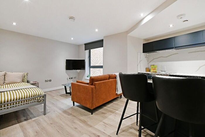 Studio To Rent In West One, Cube, Fitzwilliam Street, Sheffield, S1