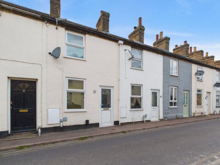 2 Bedroom Terraced House For Sale In Rose Lane, Biggleswade, SG18