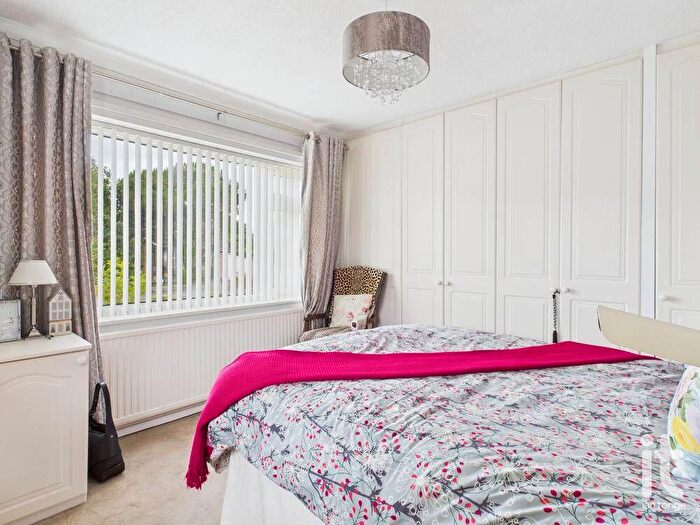 2 Bedroom Detached Bungalow For Sale In Thornway, High Lane, Stockport, SK6