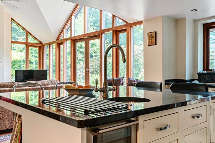 5 Bedroom Terraced House To Rent In River Street Pewsey, SN9