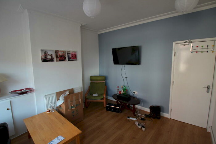 1 Bedroom Terraced House To Rent In Claude Street, Nottingham, NG7