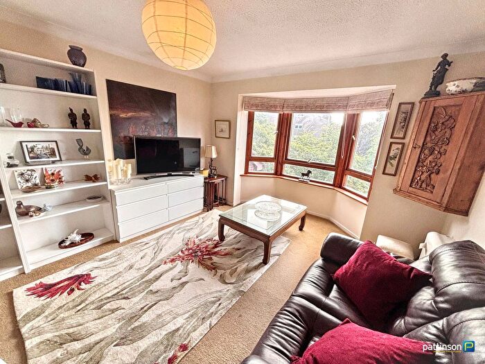 2 Bedroom Flat For Sale In The Grove, Gosforth, Newcastle Upon Tyne, NE3