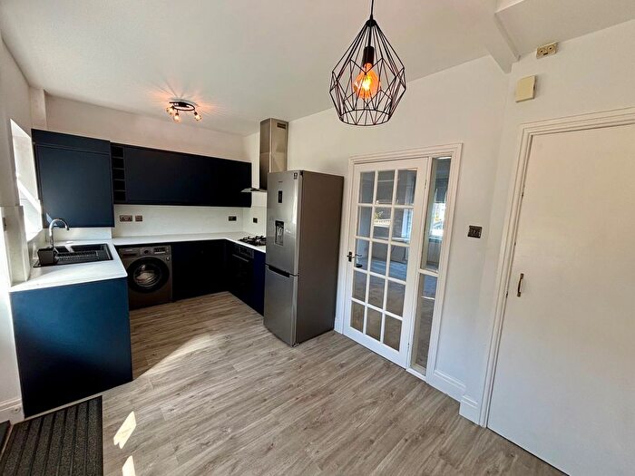 2 Bedroom Property To Rent In Hedley Terrace, Newcastle Upon Tyne, NE3