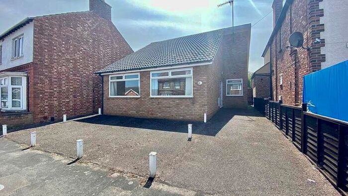 2 Bedroom Detached House To Rent In Quorn Road, Rushden, NN10