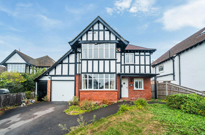 4 Bedroom Detached House To Rent In Bassett Gardens, Southampton, Hampshire, SO16